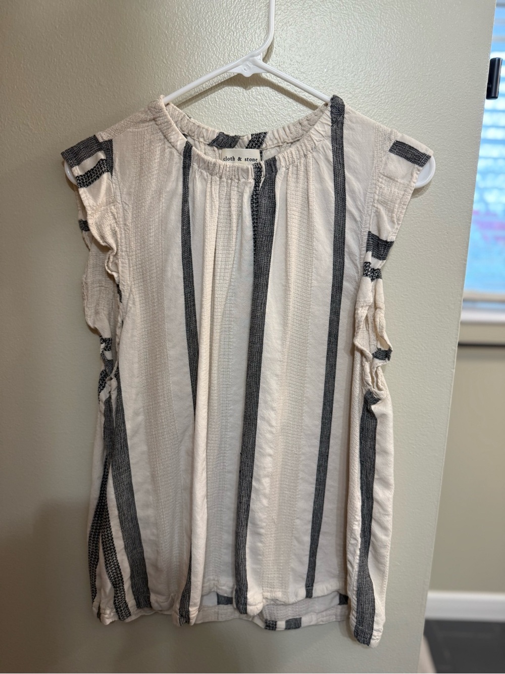 Anthropologie cloth & stone linen blouse